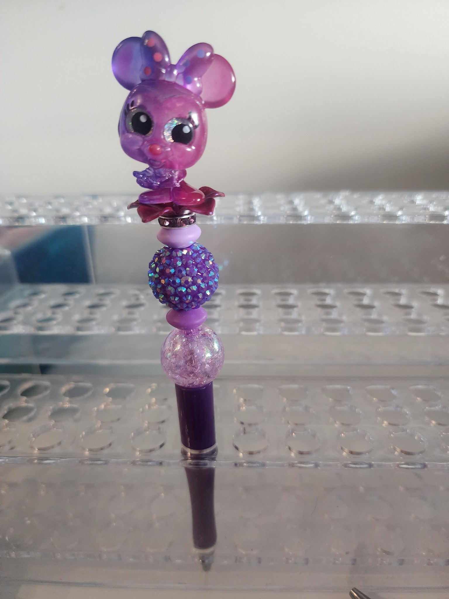 mini doorable  topper beaded  pen